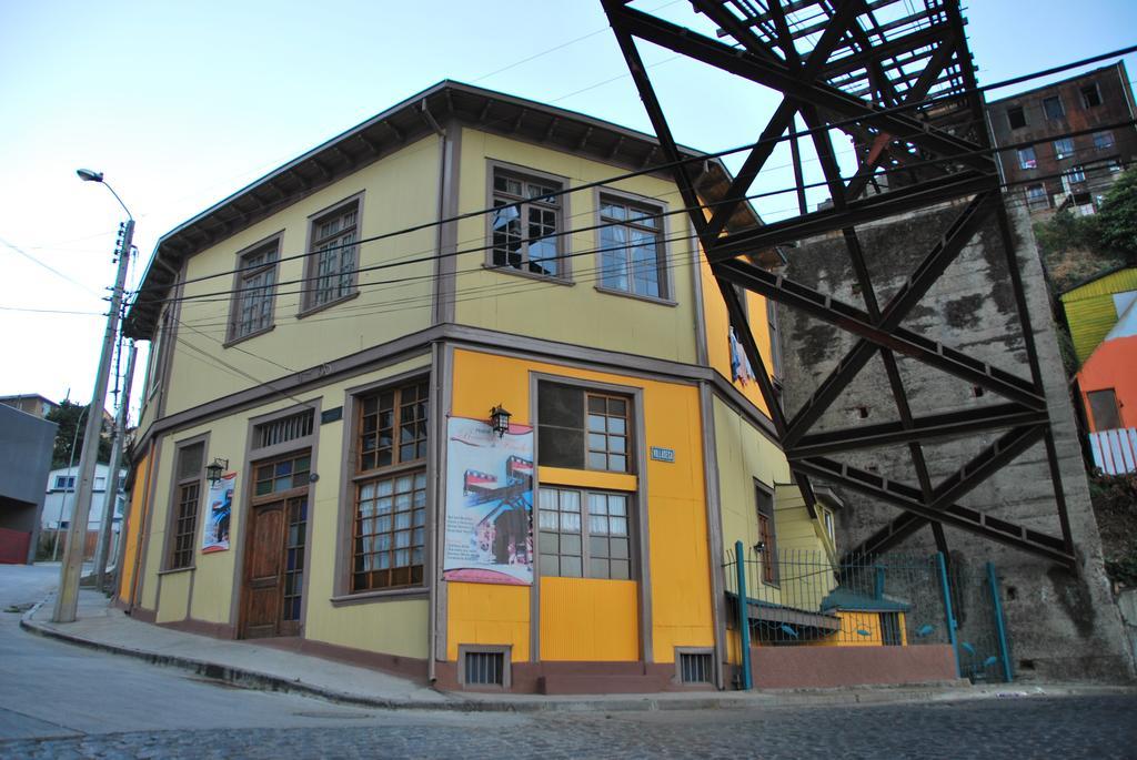 Hostal Recuerdos De Familia Bed and Breakfast Valparaíso Εξωτερικό φωτογραφία