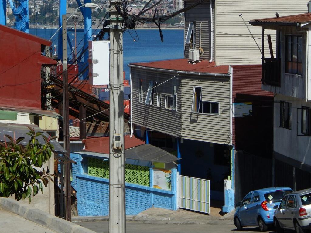 Hostal Recuerdos De Familia Bed and Breakfast Valparaíso Εξωτερικό φωτογραφία